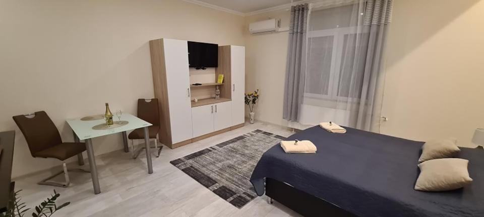 Rozsa Apartmanhaz Szeged Exterior photo