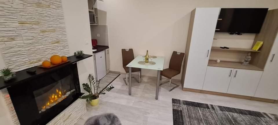 Rozsa Apartmanhaz Szeged Exterior photo