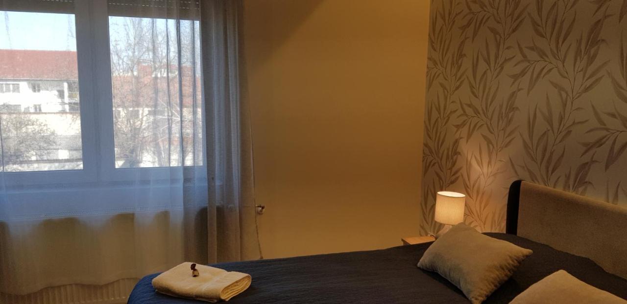 Rozsa Apartmanhaz Szeged Exterior photo