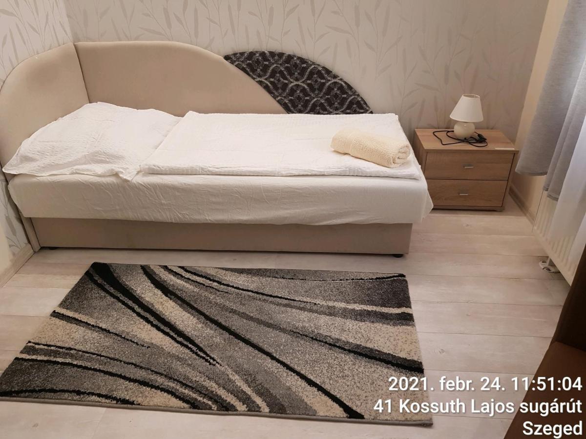Rozsa Apartmanhaz Szeged Exterior photo